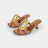 Tacones Metálicos de Punta Cuadrada