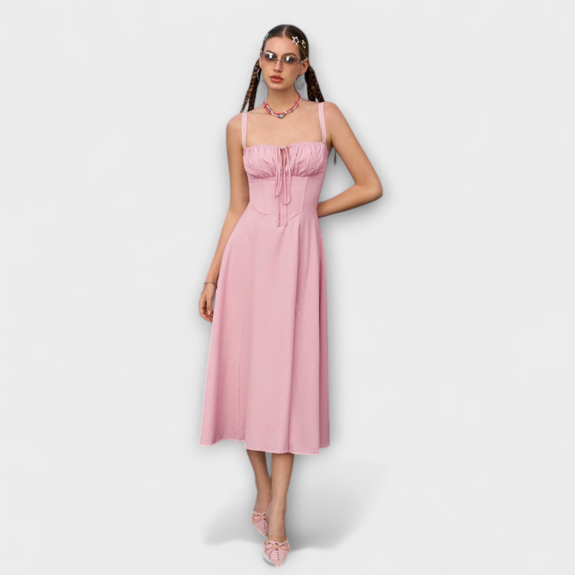 Upanje - vestido rosa con detalle de abertura