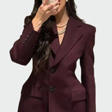 Nikol - Chaqueta con un corte impresionante y botones