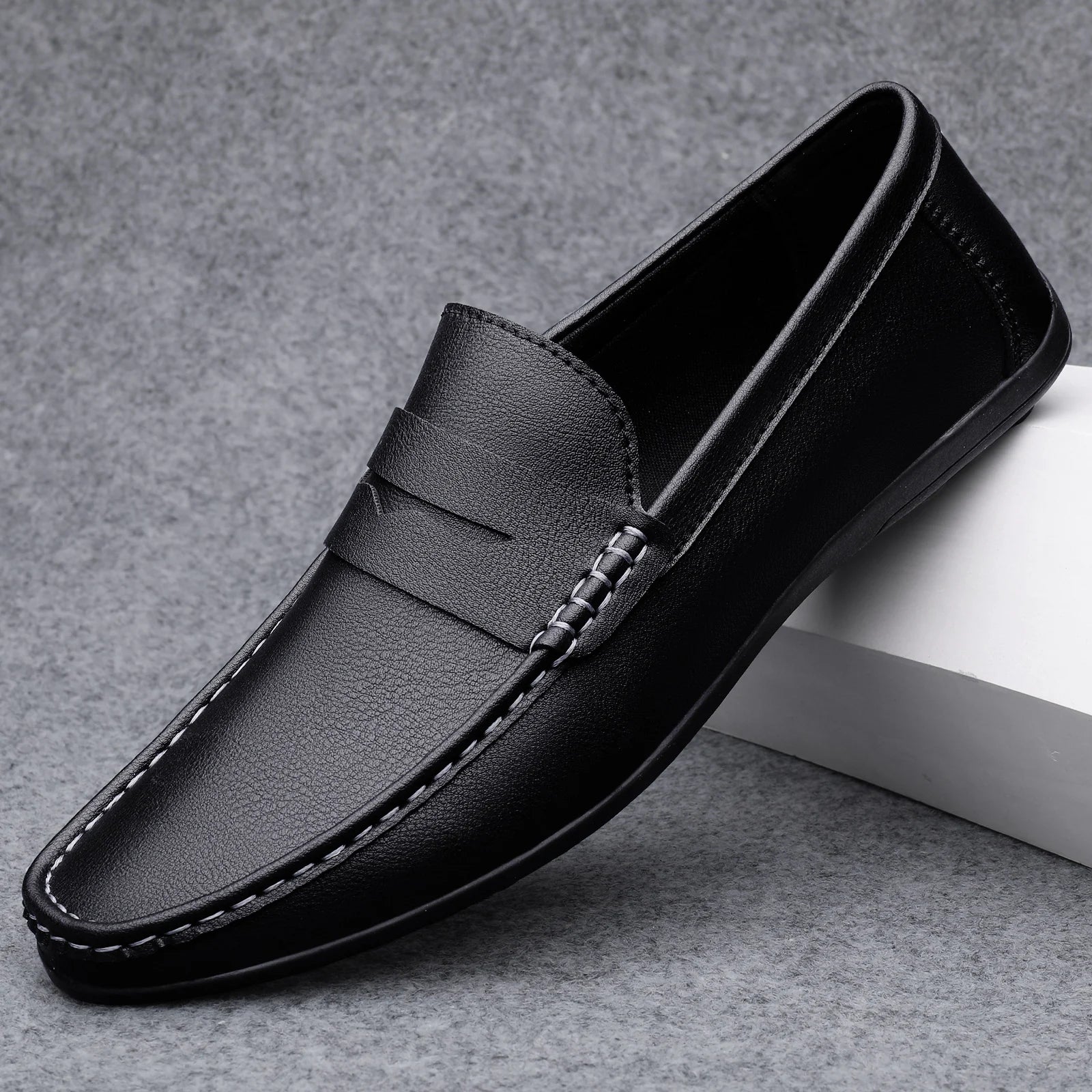 Mocasines clásicos de piel italiana