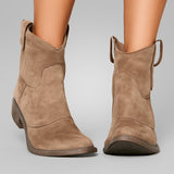 Carlota – Botines atemporales