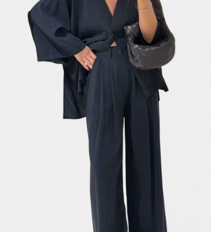 Eli Conjunto Oversize de Top con Cuello en V y Pantalón Recto