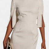 Reece Vestido Midi con Perlas y Cuello Redondo