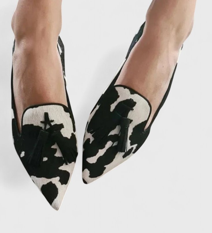 Fermina Loafers Elegantes con Punta Afilada y Diseño Bicolor