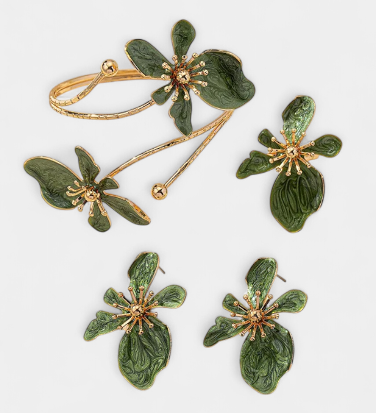 Set de Accesorios Florales: Pulsera + Pendientes + Anillos